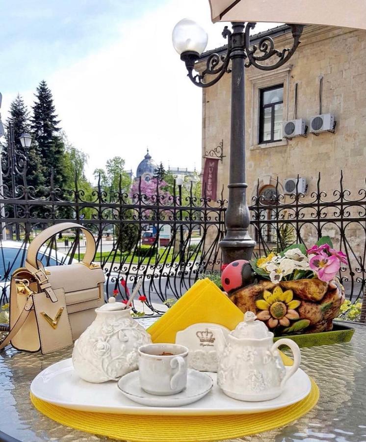 Charlino Plaza Hotell Ruse Exteriör bild