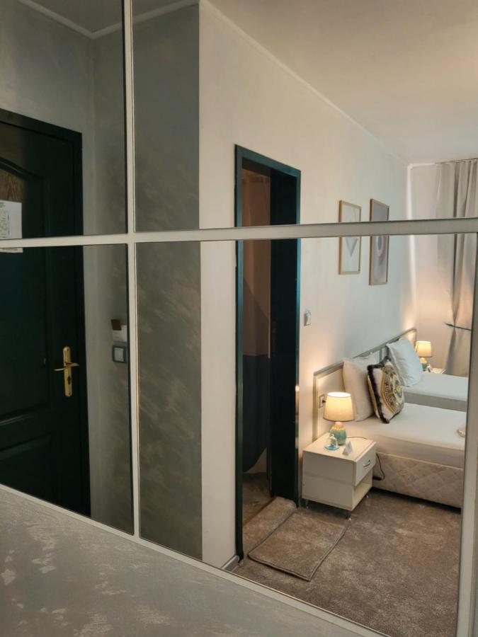 Charlino Plaza Hotell Ruse Exteriör bild